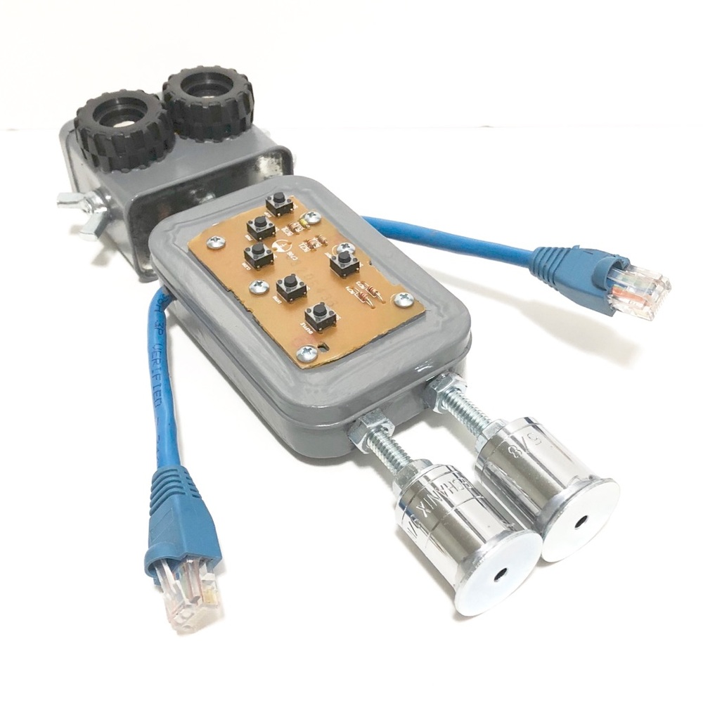 Found Objects Robot Sculpture / Assemblage Robot - image 5